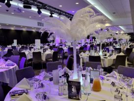 bristollife ostrich feather table centrepieces1