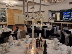 crystal candleabras table centrepieces3