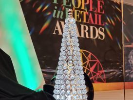crystal cone centrepieces retail awards2