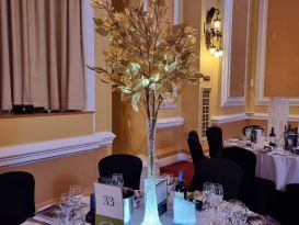 gold leaf centrepiece1