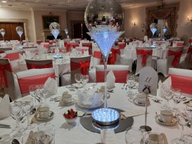 mirrorball centrepieces luton hoo4