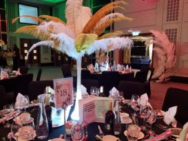 ostrich feather centrepieces1 -Leonardo Royal1